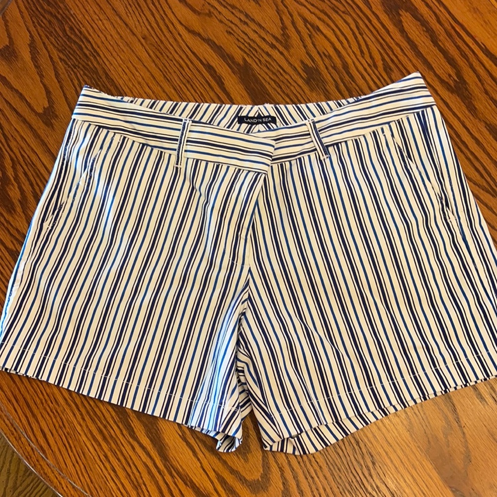 Land N’ Sea Shorts